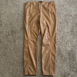 Nicole Miller tan faux leather pants pull on Sz L